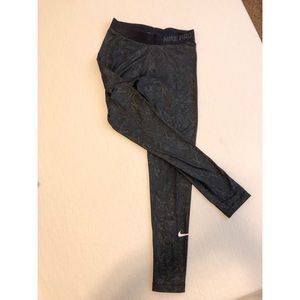 Nike Pro Dri-fit workout/yoga pants